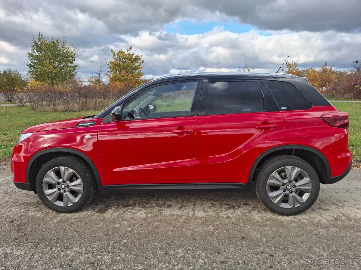 SUZUKI VITARA 1.4 103 kW, 2019 facelift, NAVI, TOP - 3