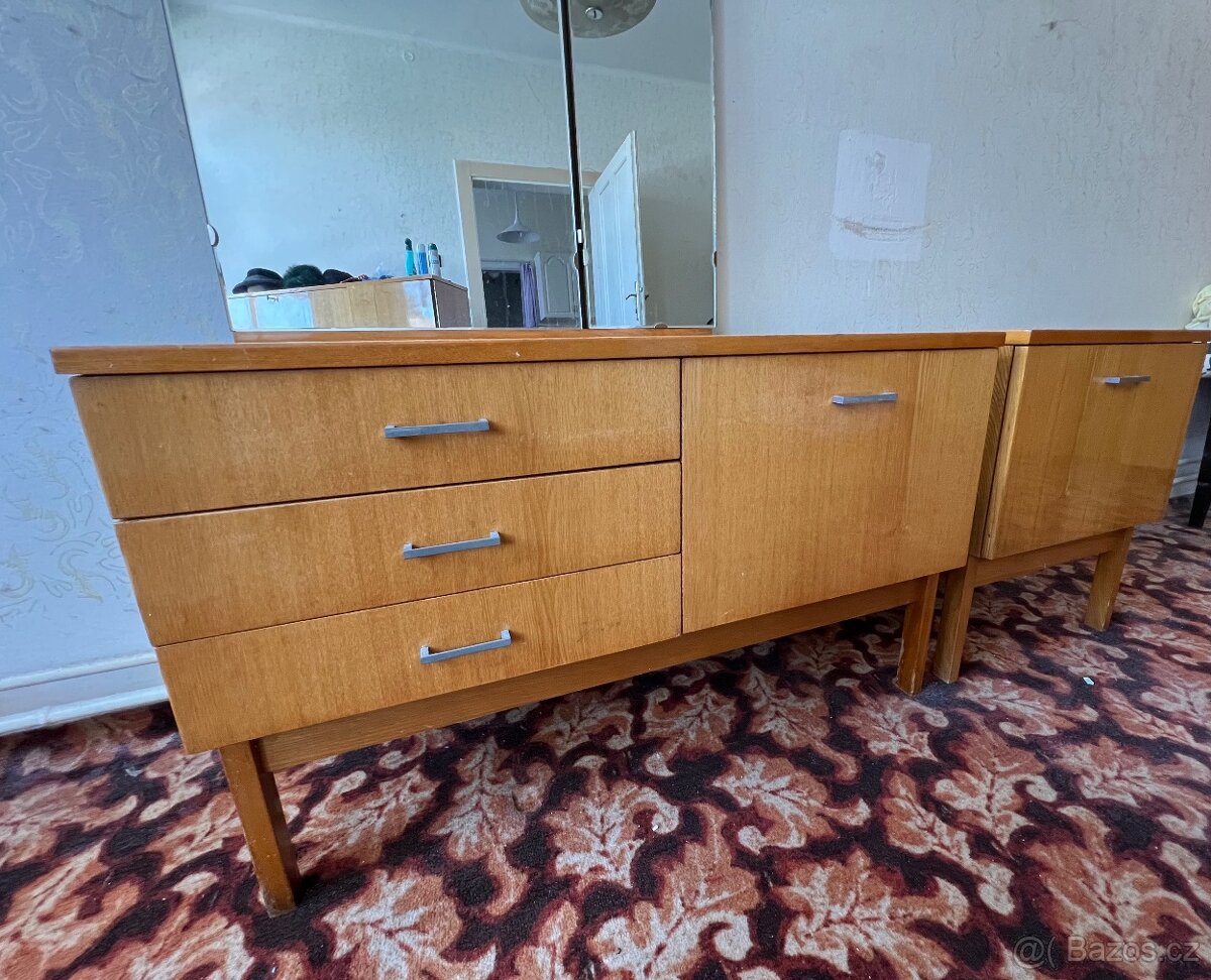 Toaletní stolek/komoda se zrcadlem a noční stolek retro - 3