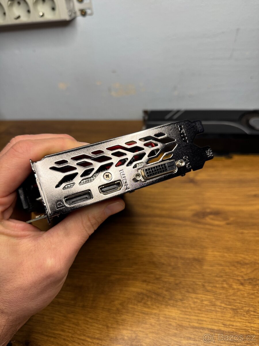 Grafická karta MSI 1050 4 GB - 3