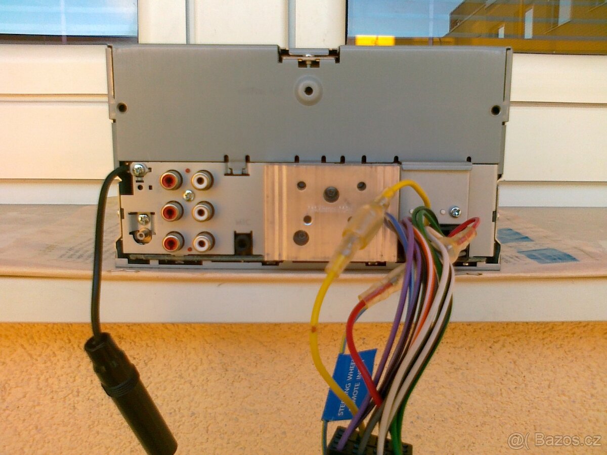 Prodám autorádio JVC - 3