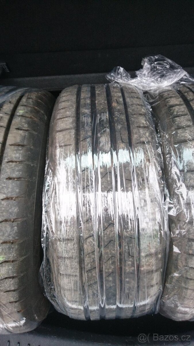 Prodám letní pneumatiky Continental 205/55/R16 V - 3