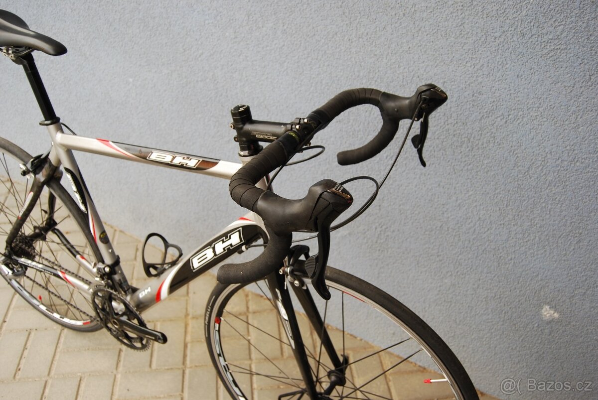 Silniční kolo BH 56CM - 3