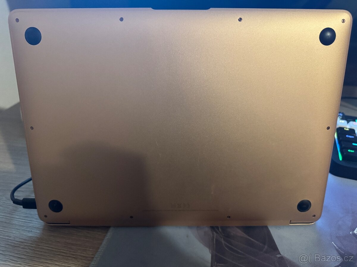 MacBook air 2018 8/128GB Nefunkční touch ID, Apple mouse - 3