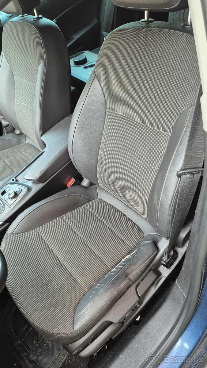 Opel Insignia combi 2,0CDTI 96kw A20DT - 3