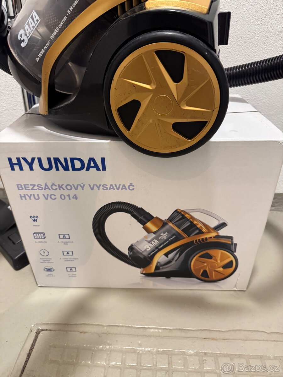 Bezsáčkový vysavač Hyundai - 3