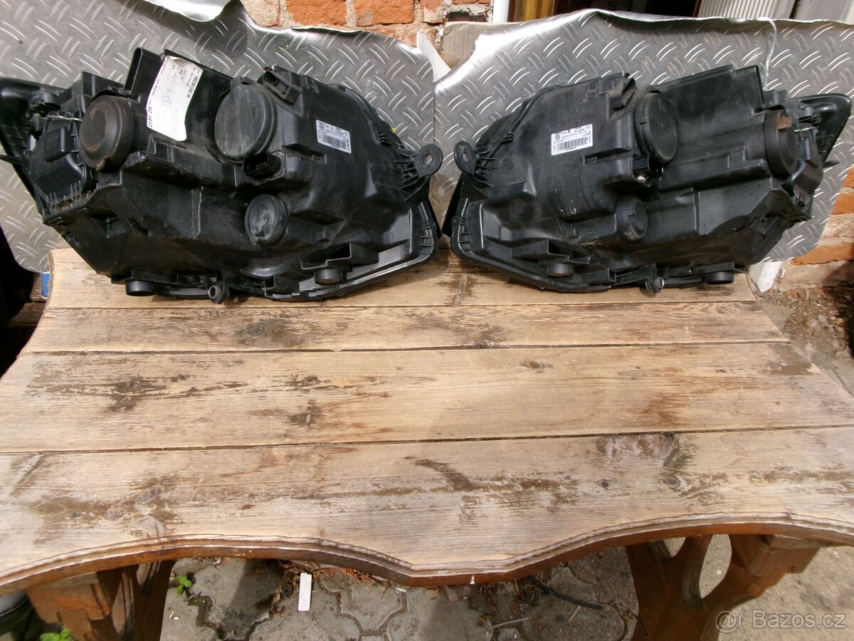 VW T6 , 2015-2019 - přední světla H4 - 3