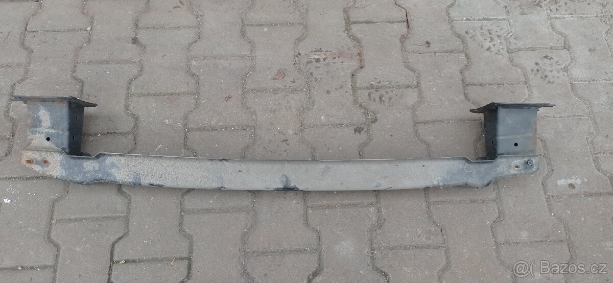 Passat b8 výztuha nárazníku. - 3