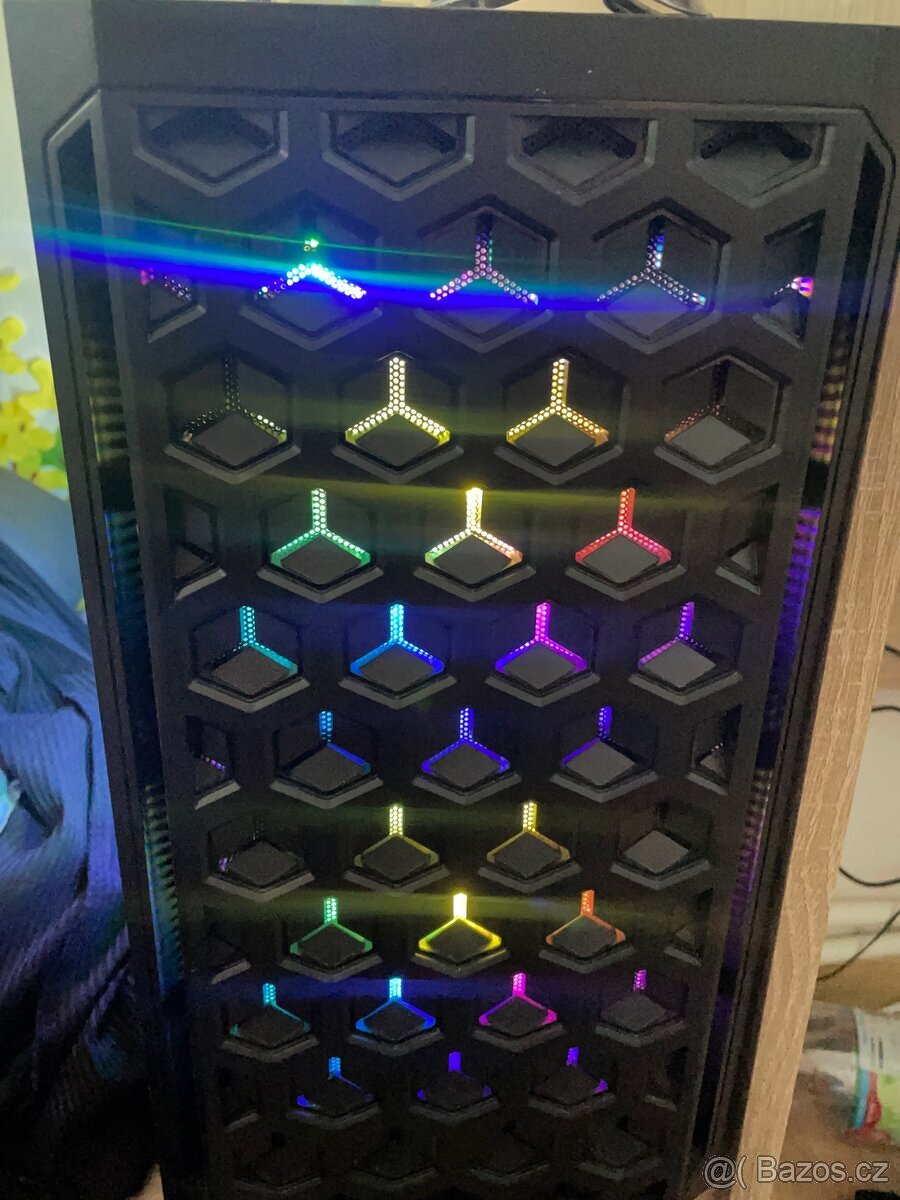 Herní pc se asus s tiskárno cannon - 3