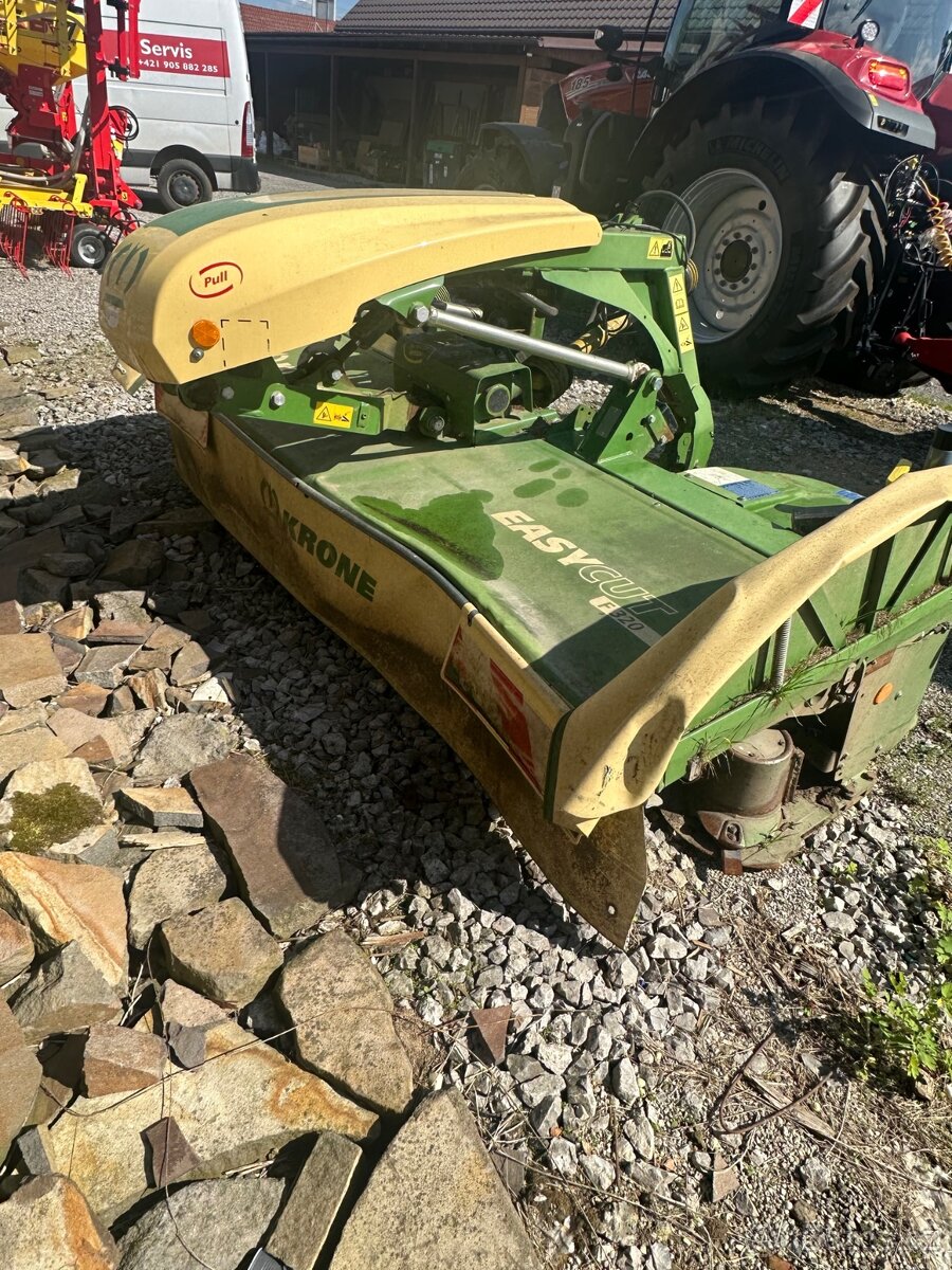 KRONE Easy Cut F 320 - 3