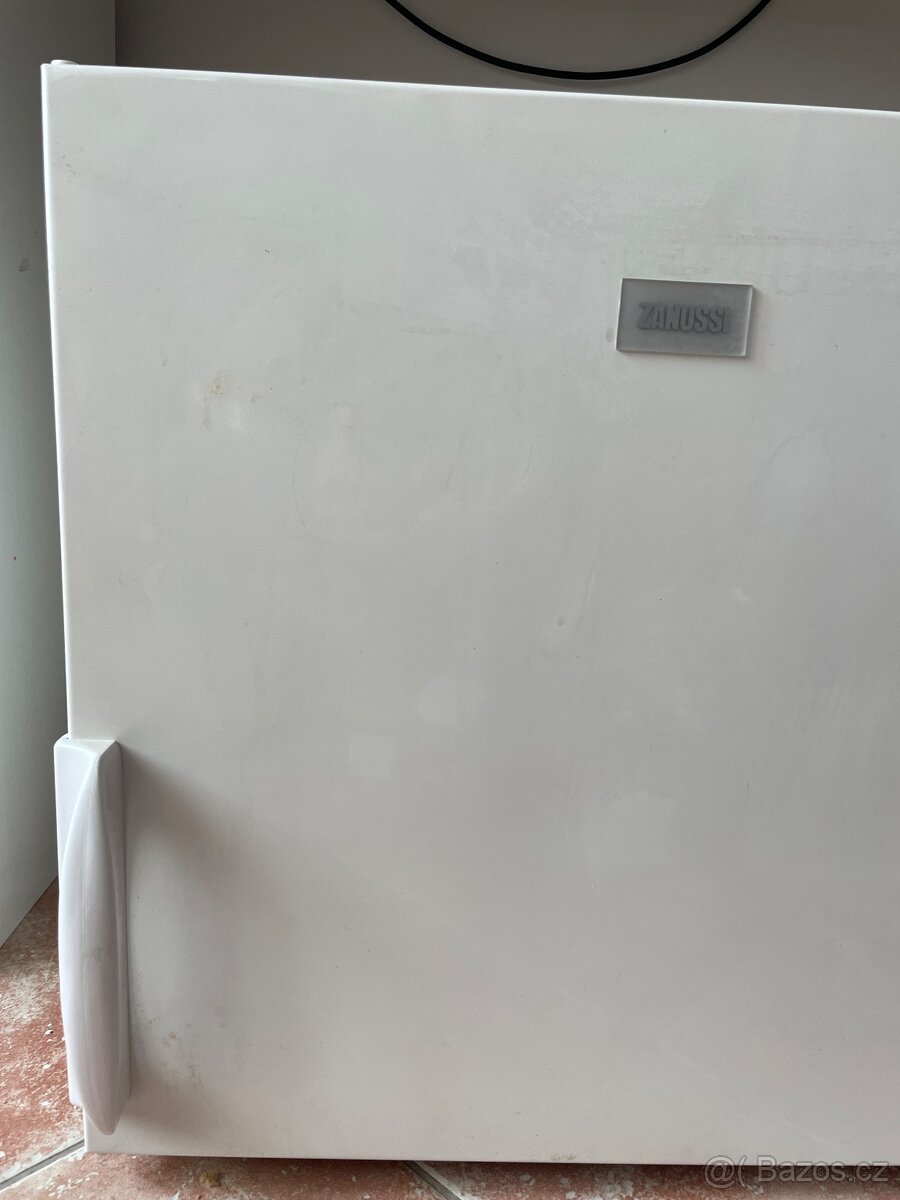 Mrazák Zanussi ZFX405W - 3