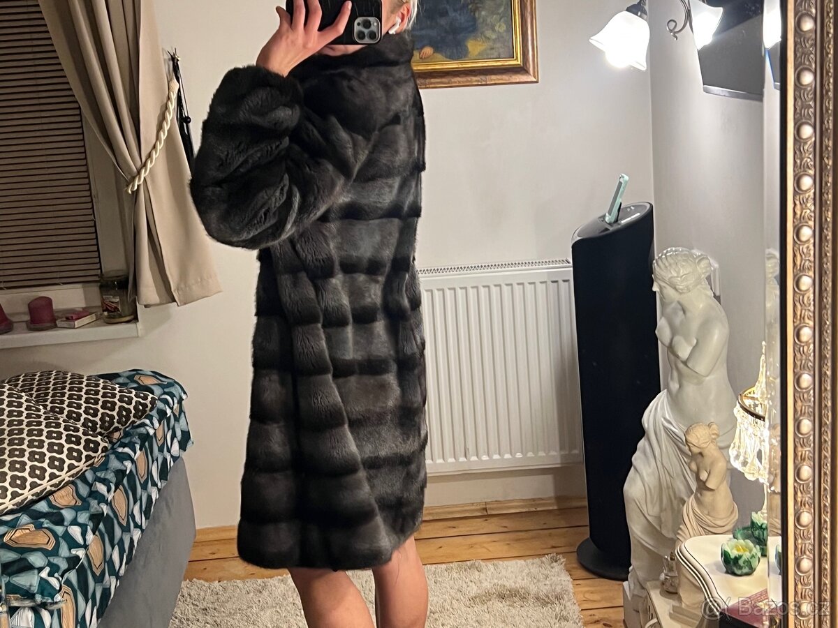 Šedý norkový kožich - 3