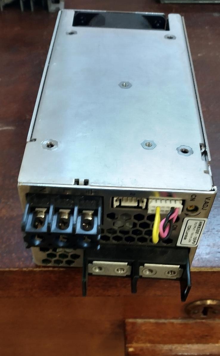 Průmyslový zdroj TDK-Lambda 15V / 22A (330W) - 3