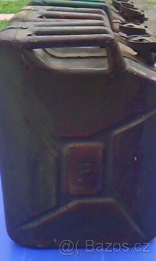 Prodám kanystry na PHM - 3