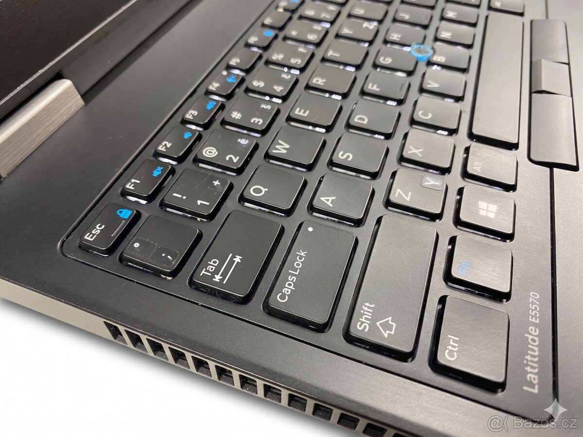 Dell Latitude E5570 - 3
