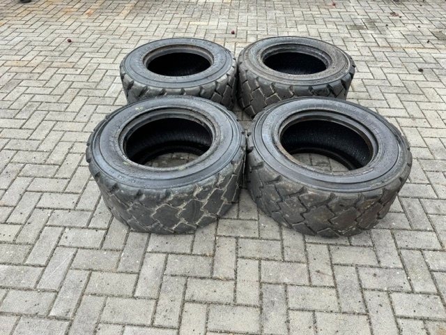 Pneumatiky na Bobcat 12-16,5 - 3