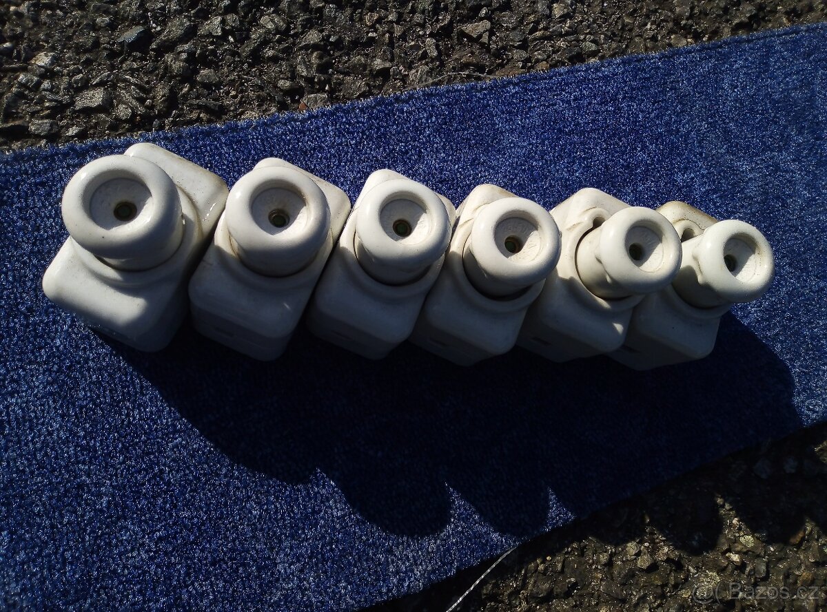 keramicke drzaky na 1-f pojistky, bile, vcetne pojistek - 3