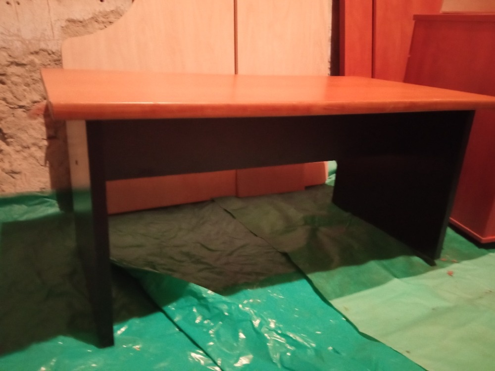 prodám malý nízký stolek 100x60cm výška 50cm - 3