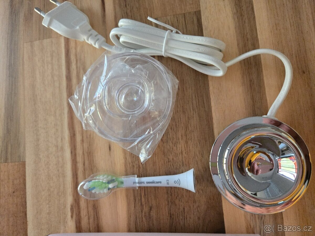 Elektrický kartáček Philips Sonicare DiamondClean HX9911 - 3