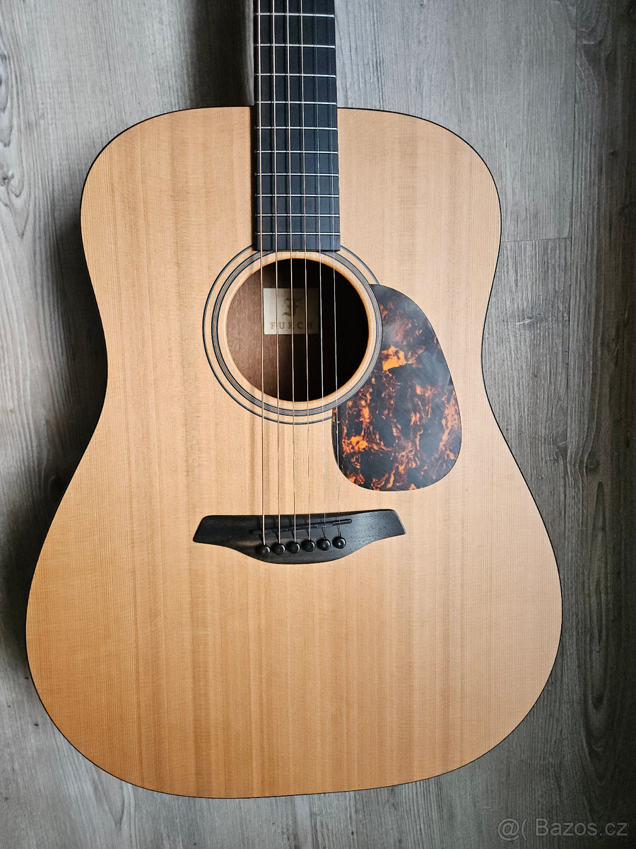 Elektroakustická česká kytara FURCH s kvalitním snímám - 3