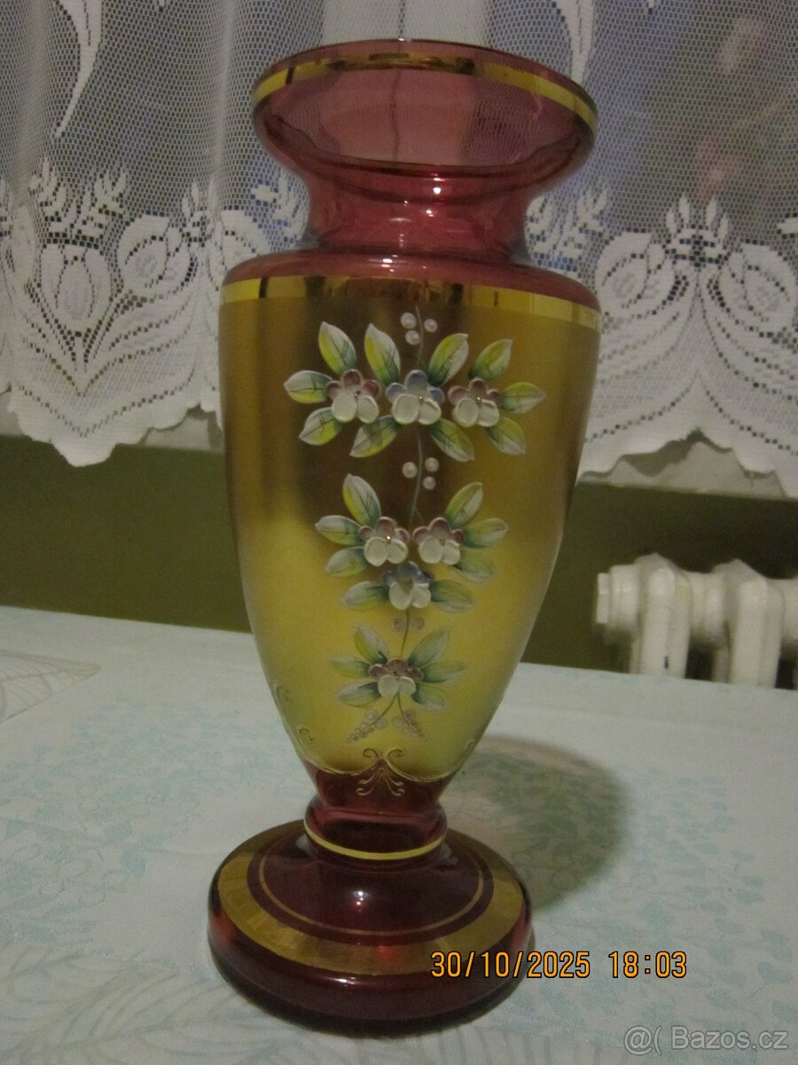 zlacená váza z Novoborského skla - 3