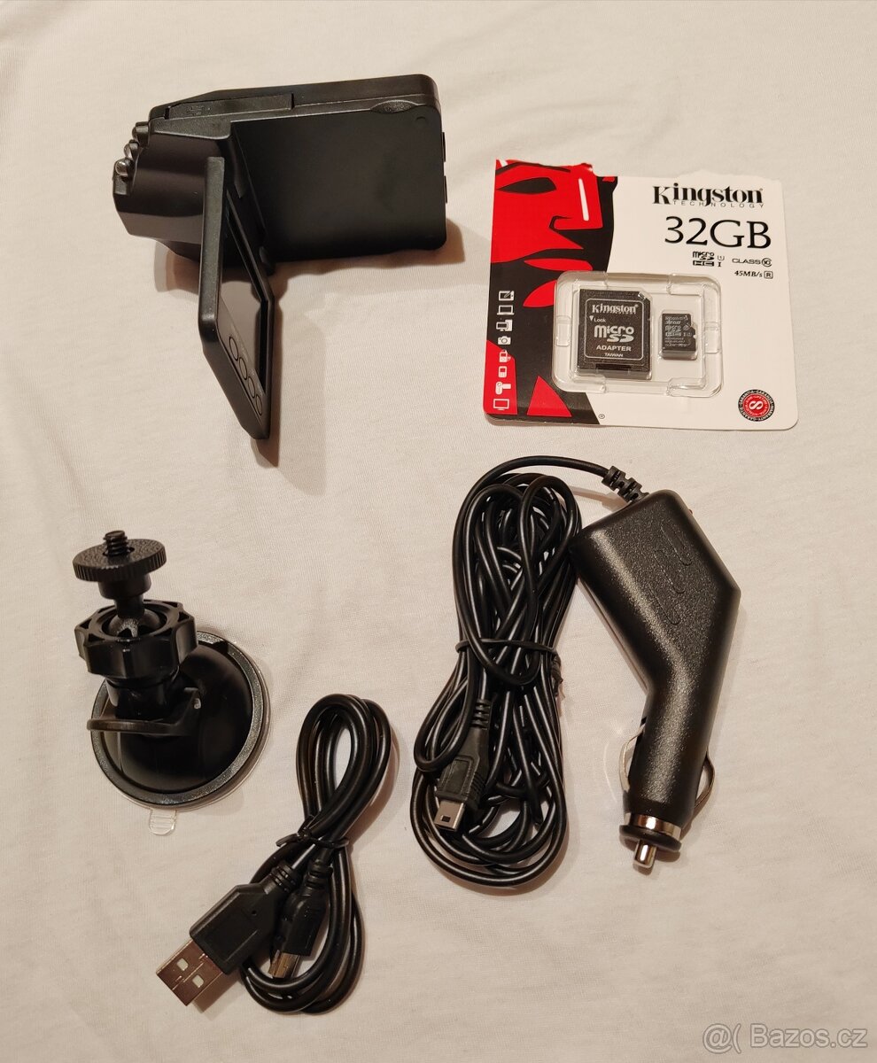 Přenosná HD kamera do auta - 3