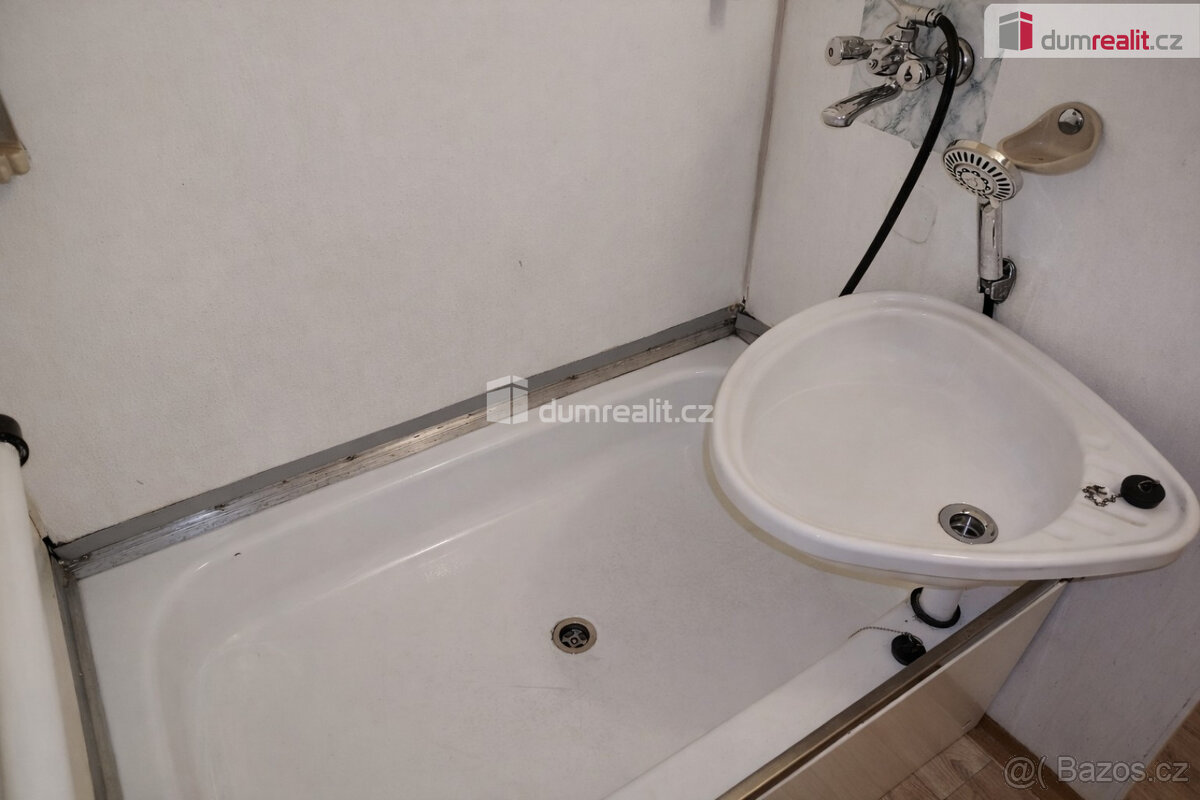 Pronájem bytu 1+kk, I.NP, Děčín - Želenice - 3