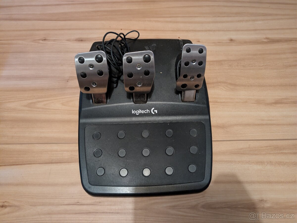 Prodám volant Logitech G29 - 3