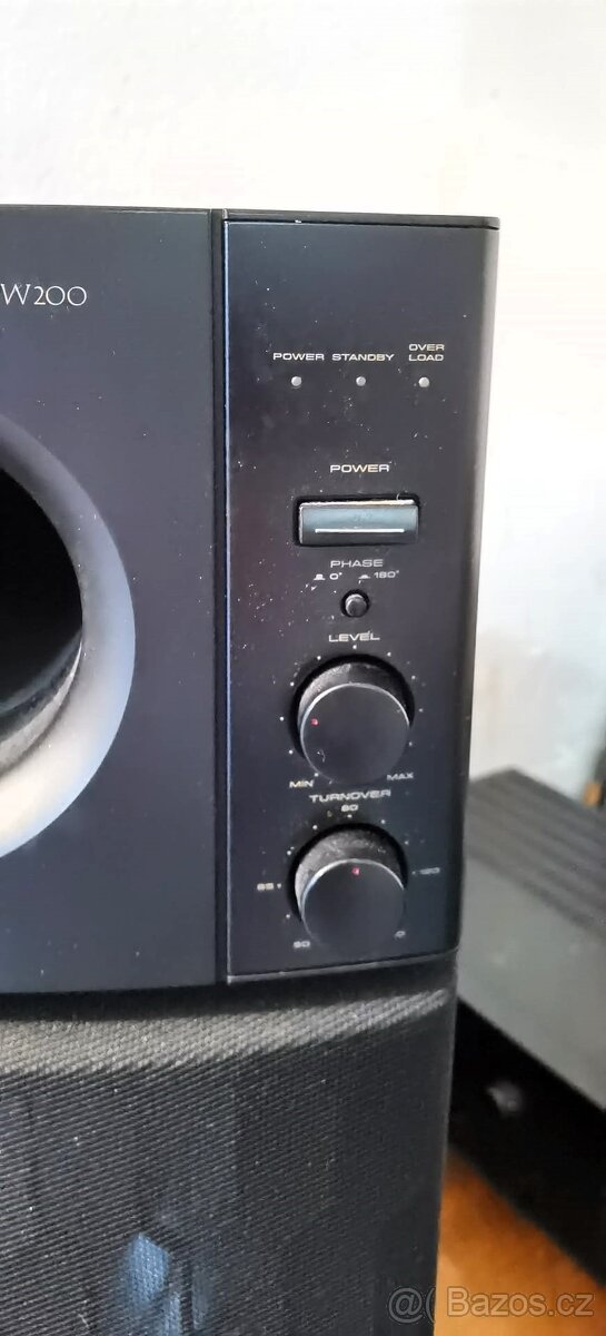 Pioneer SW 200 - 3