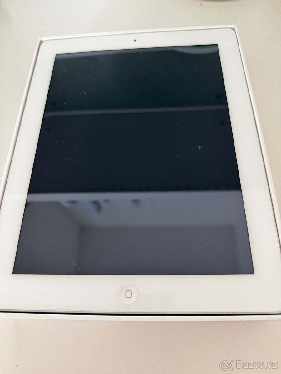 Apple iPad 2 , 16 GB , wi fi - 3