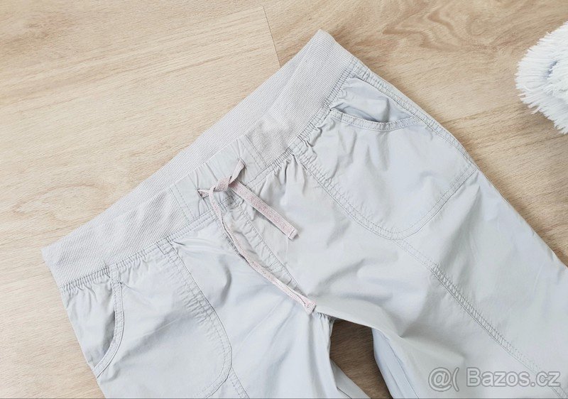 Prodám šedé 3/4 kalhoty - 3