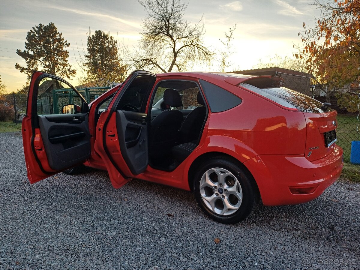 74195km Ford Focus 1.6 16V Tempomat - 3