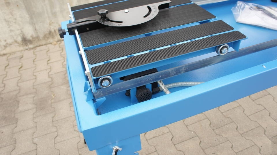 Stolní pila Tyrolit TBE 400 - 3