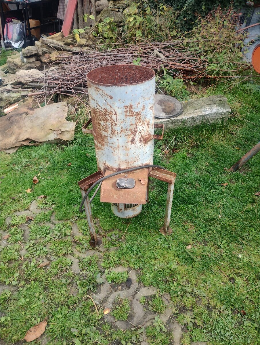 Drtič obilí/kostí - 3