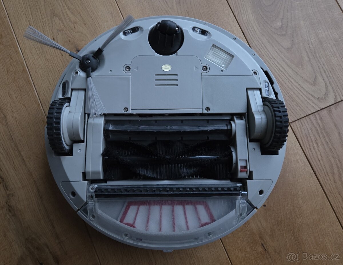 Robotický vysavač Sencor SVC 9031BK - 3