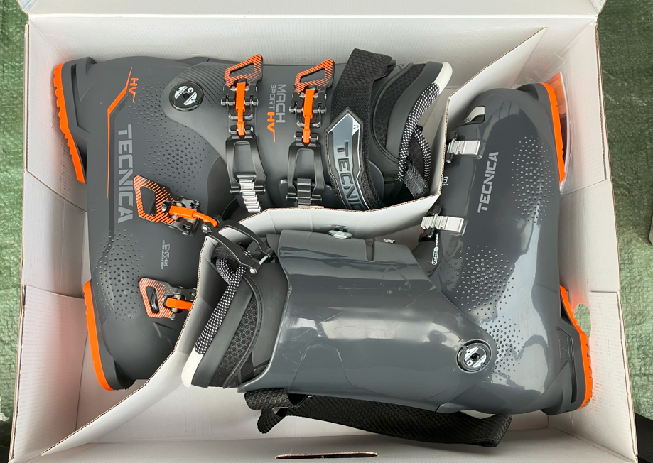 Lyžařský set - dámské sjezdové Atomic Cloud C9 vel. 156 cm - 3