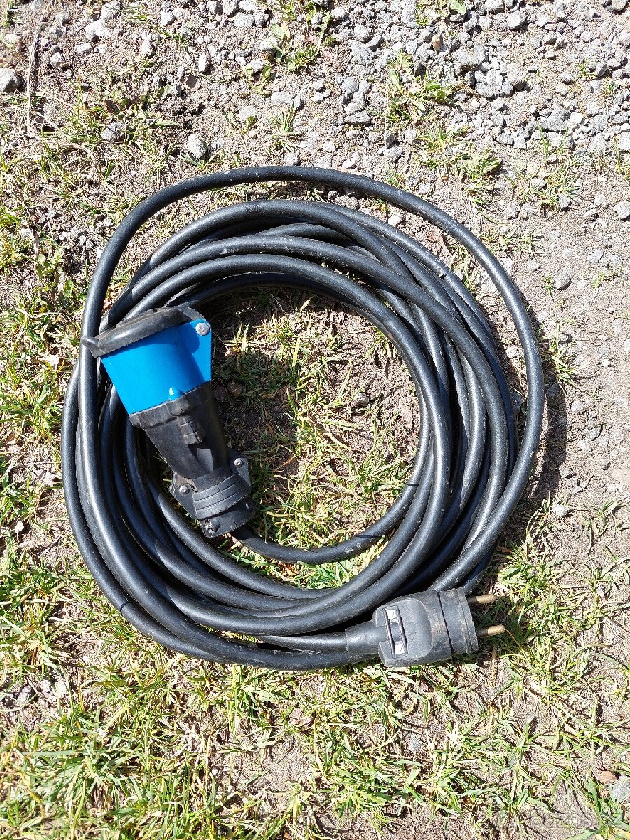 elektrický kabel 380V - 3