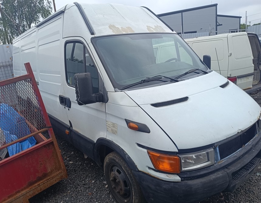 ND z Iveco Daily 2798.cm3 92.kw nafta r.v.2005 (K70) - 3