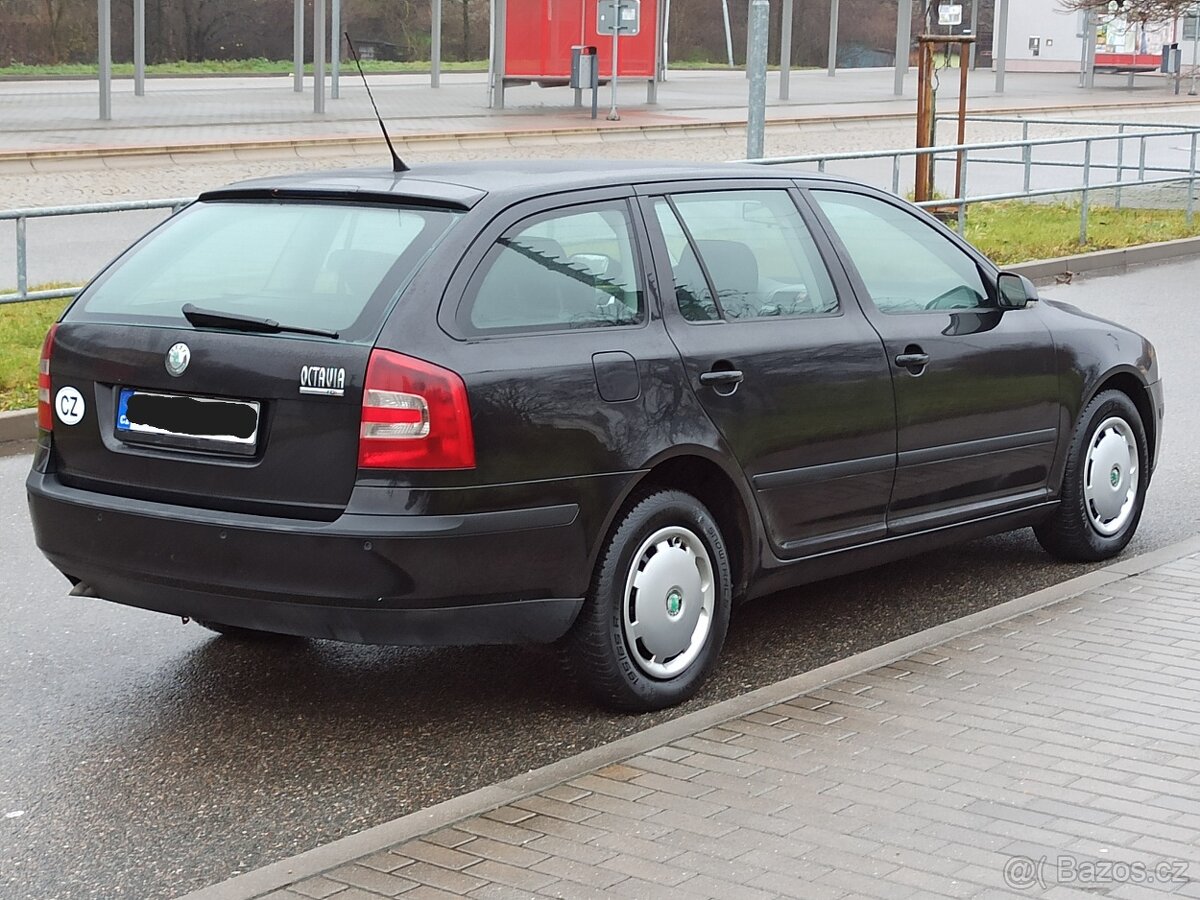 ŠKODA OCTAVIA Combi 2.0 TDi .. NOVÁ TK do 12/2027 .. PĚKNÁ - 3