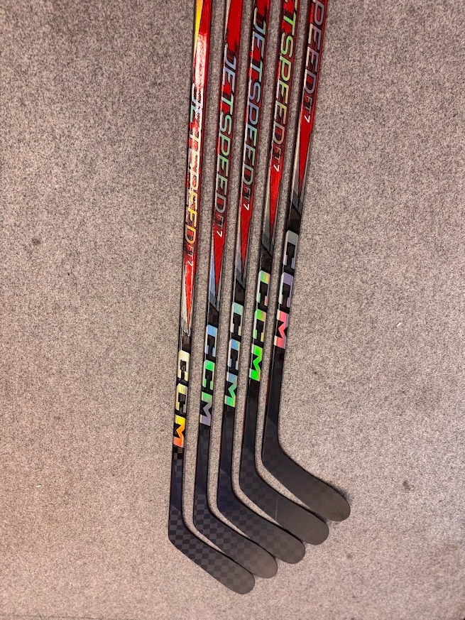 HOKEJKA CCM FT7 JETSPEED, FLEX 55/ZÁHYB 28/29 - 3