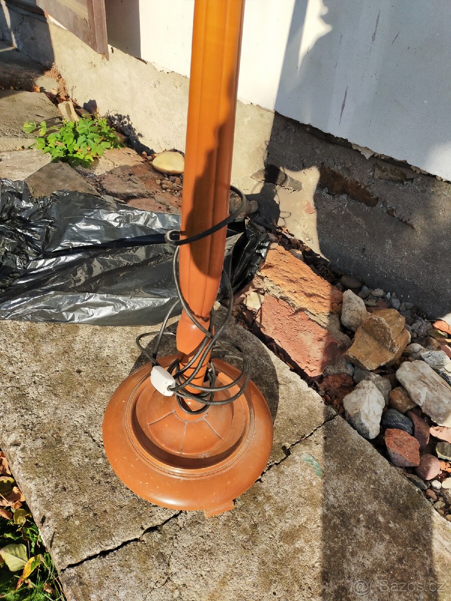 Prodám lampu funkční - 3