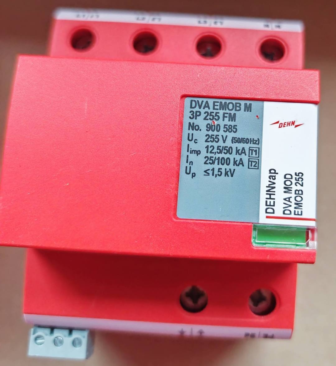 DVA EMOB M 3P 255 FM PC: 20 498,27 Kč - 3