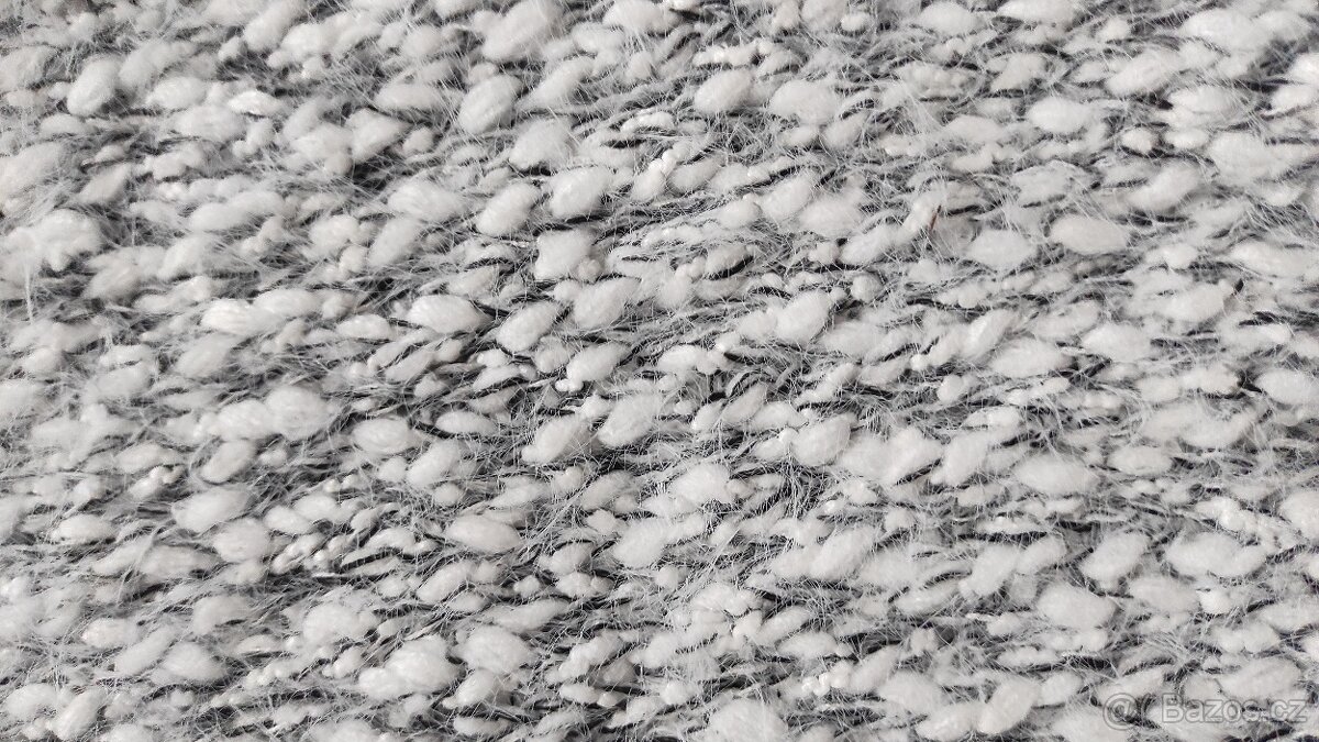 Dámské svetry L, XL - 3