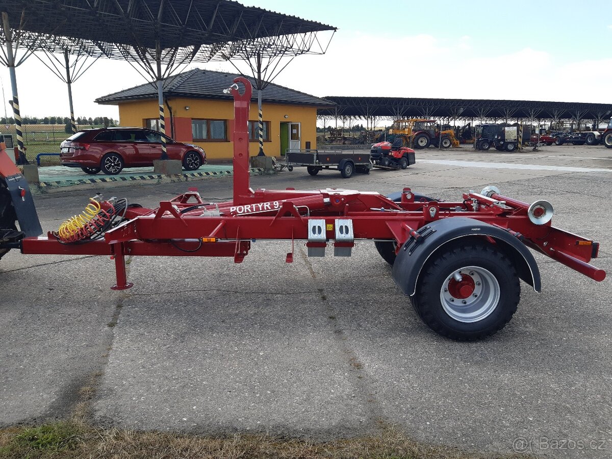 Nosič kontejnerů PORTÝR 9.7 - 3