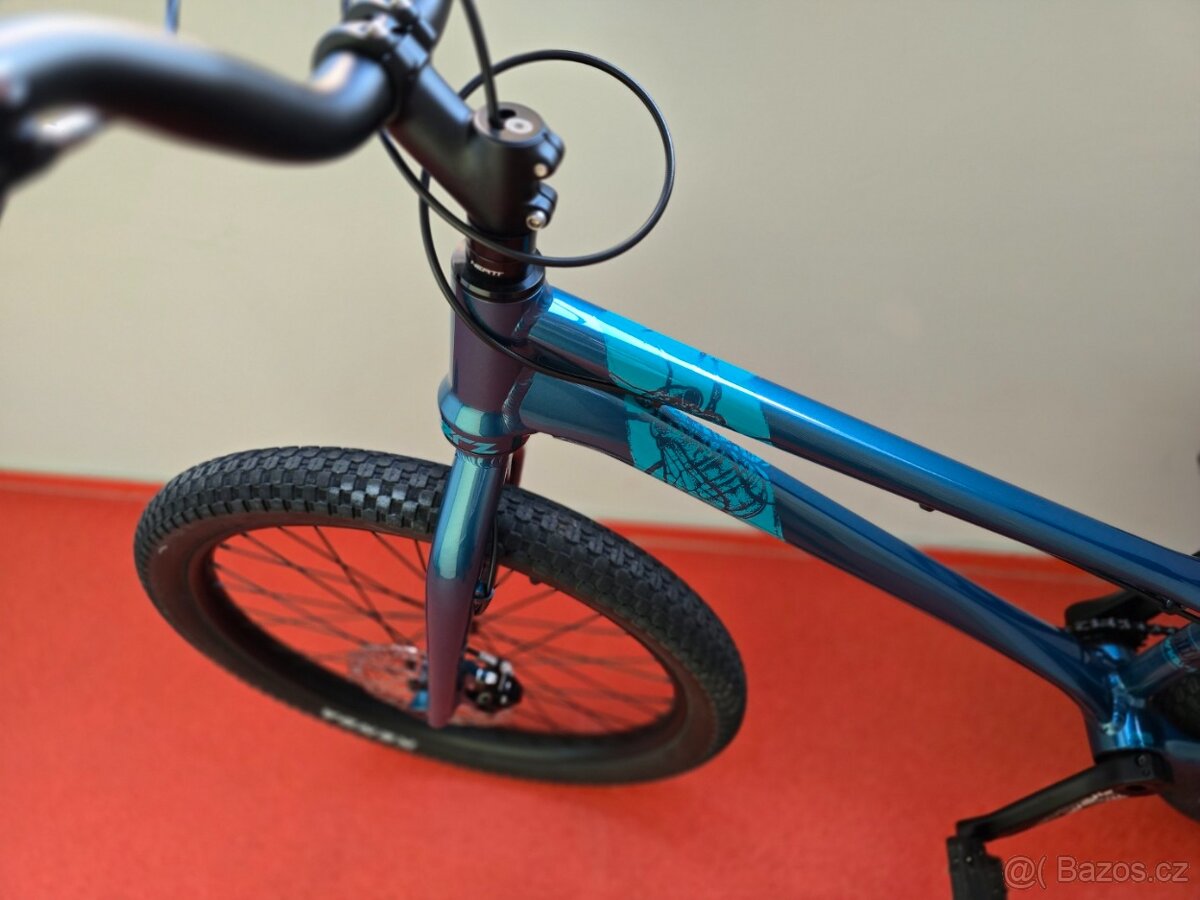 Crewkerz Guilty - street trial - 3