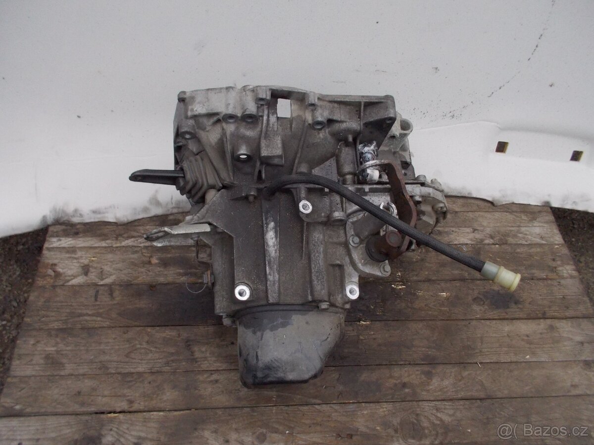 Převodovka Dacia Sandero 1.2 16v 55kw JH3077 - 3
