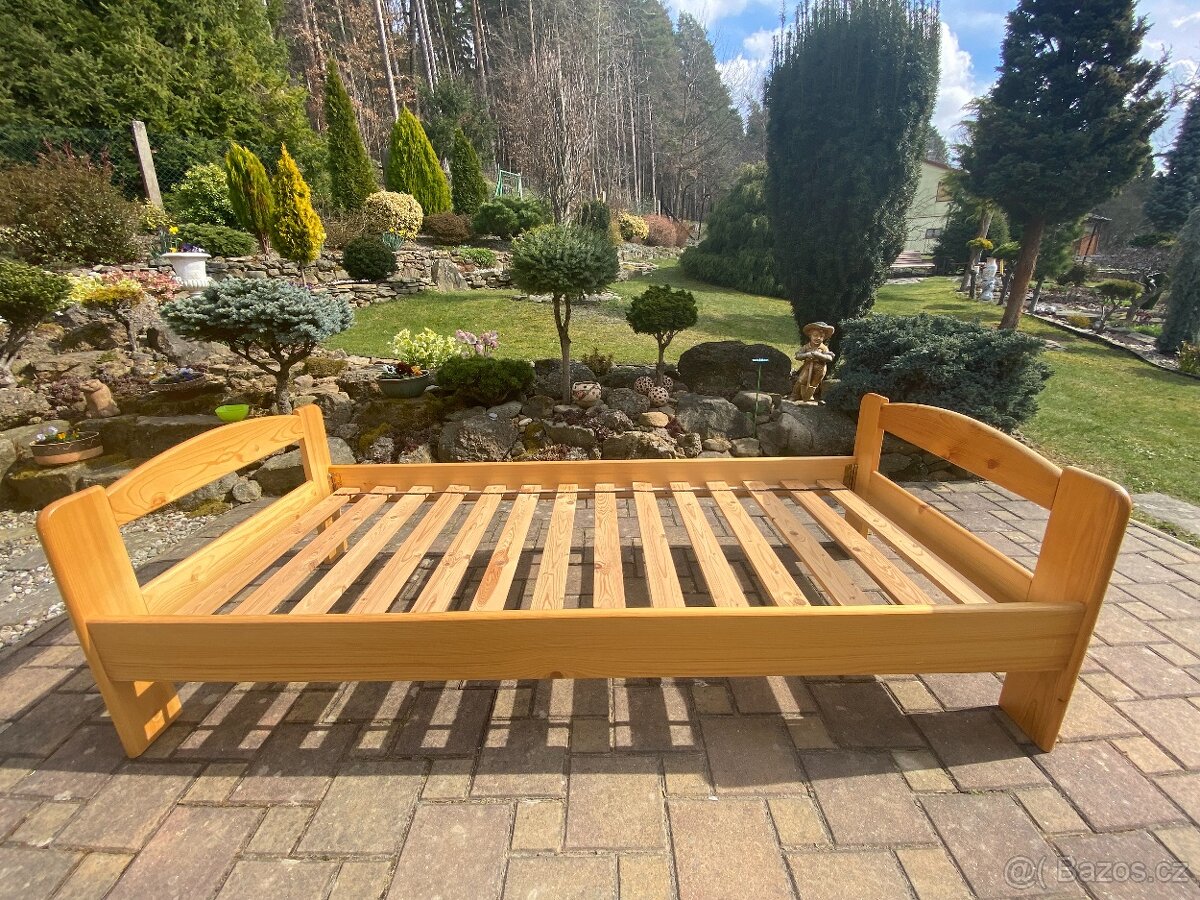 Dřevěný rám postele + rošt 90×200 - 3