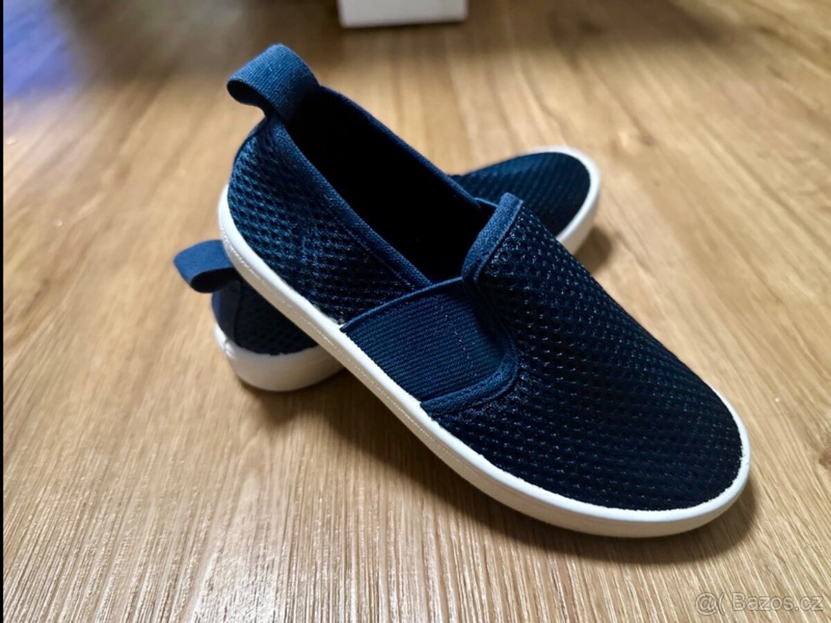 Nazouvaci tenisly ze síťoviny HM - 3