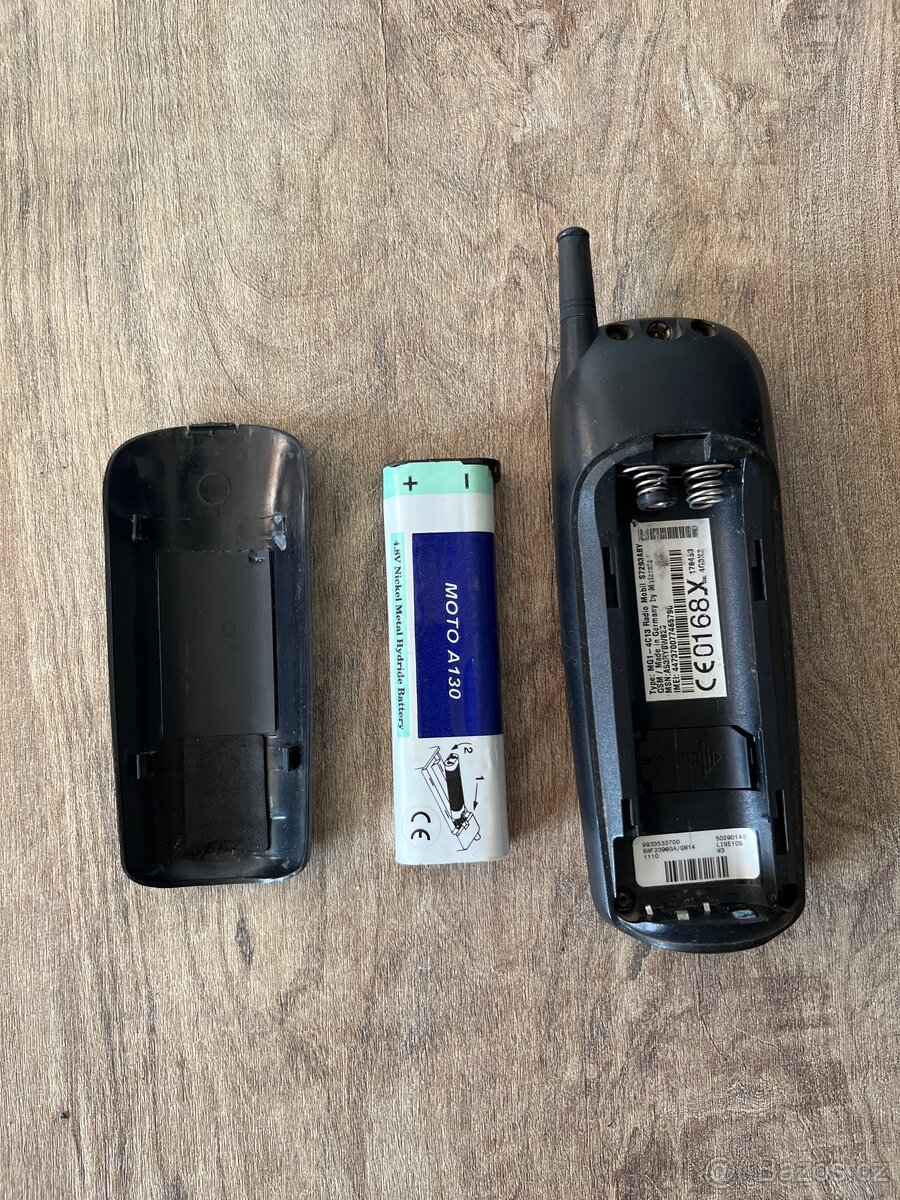 Mobil retro Motorola MG1 - 3