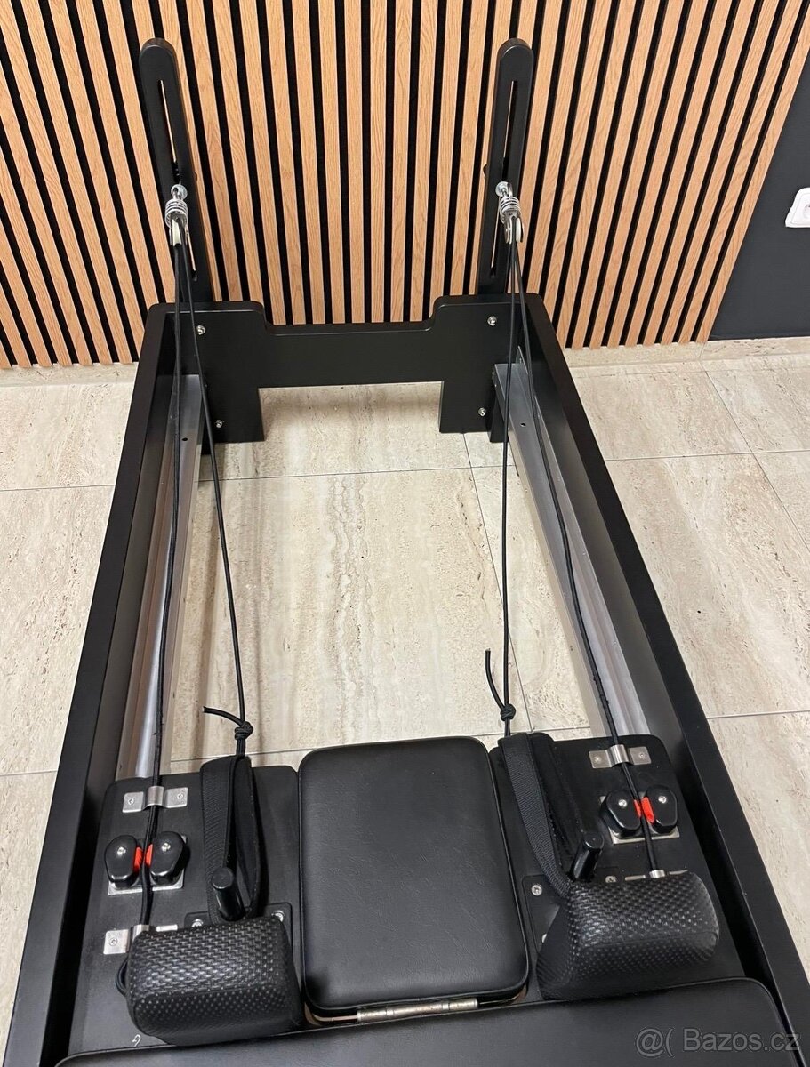 Pilates reformer - 3
