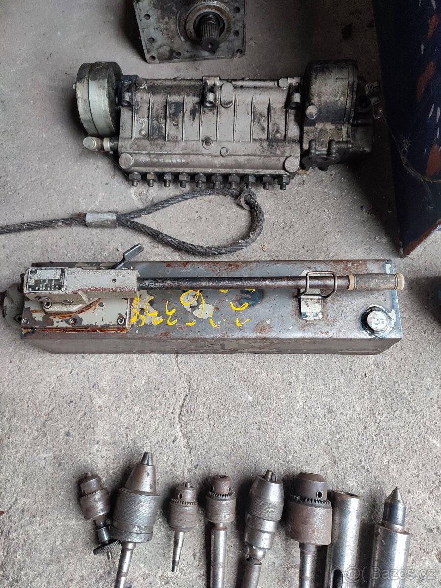 RUČNÍ PUMPA - 3
